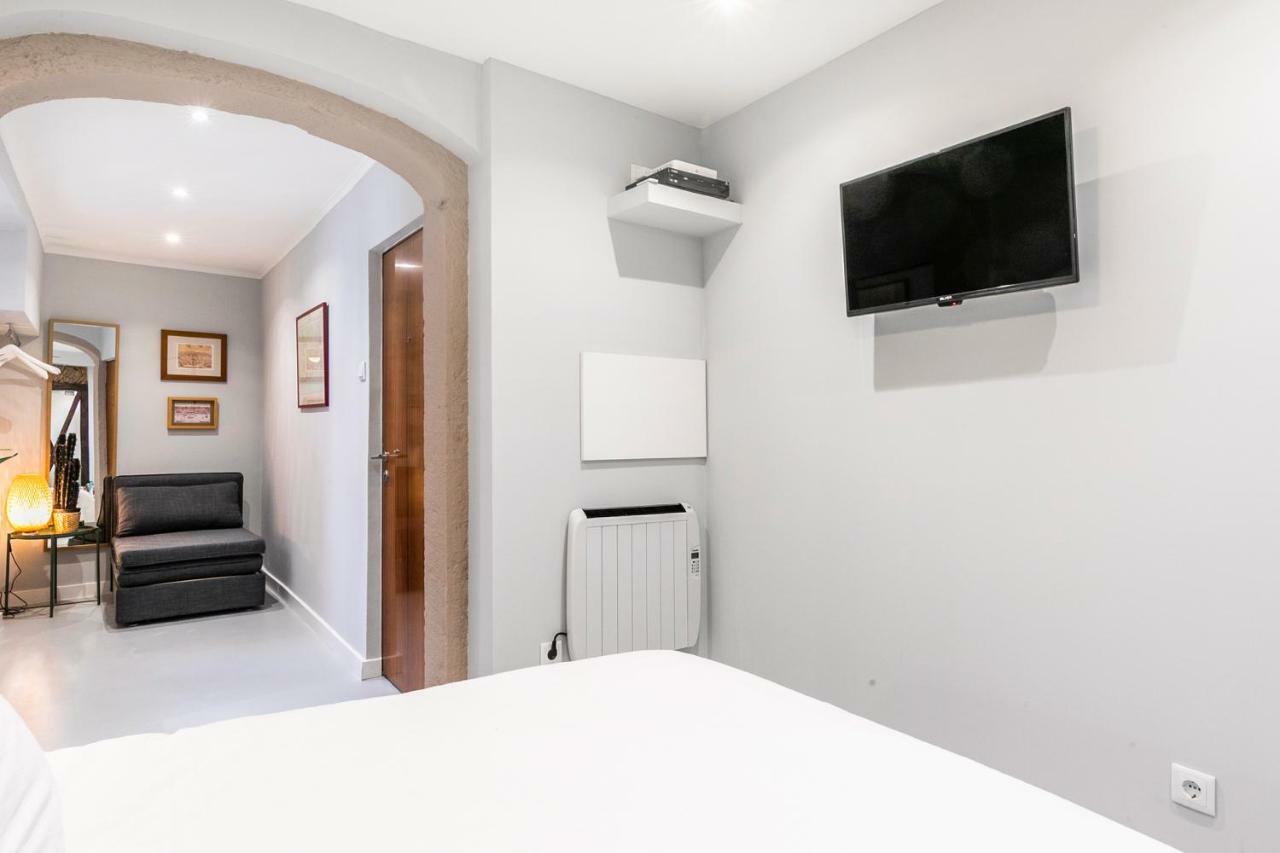 Brand New And Perfect Location: Historic Center Apartment Lisbon Luaran gambar